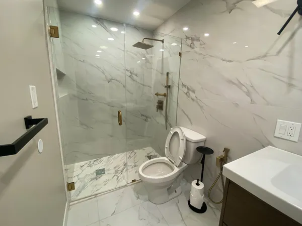 $1,695 | 715 West Central Road, Unit A8, Mount Prospect, IL 60056