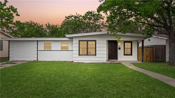 $175,000 | 1506 Crosby Street, Portland, TX 78374