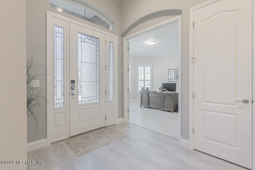 191 Enrede Lane St. Augustine, FL 32095 - Photo 2 of 44 a bathroom with a tub and a sink