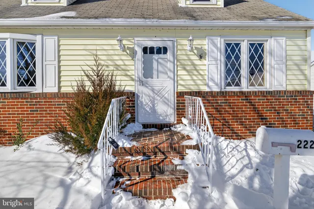 $441,600 | 222 Chelsea Road, Pasadena, MD 21122