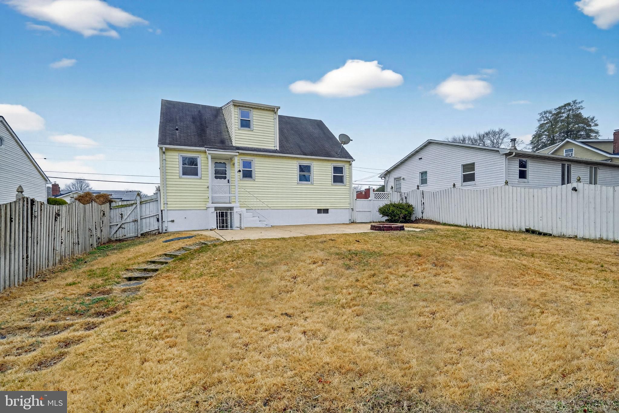 222 Chelsea Road Pasadena, MD 21122 - Photo 42 of 47 Fenced backyard looking toward back of home