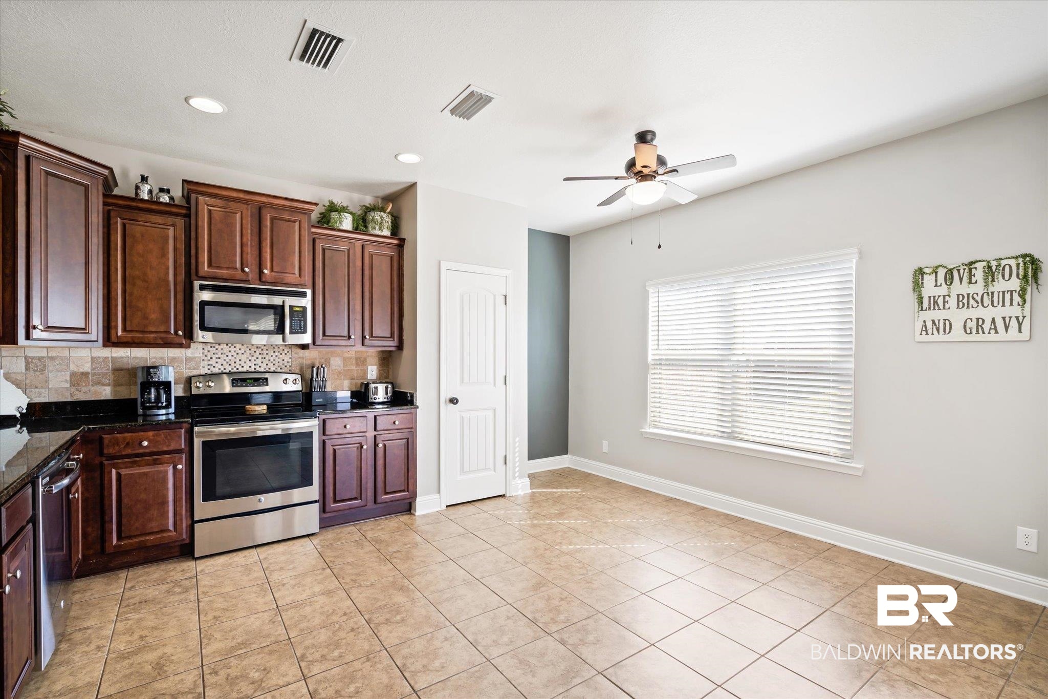 2551 Raspberry Lane Mobile, AL 36695 - Photo 8 of 22