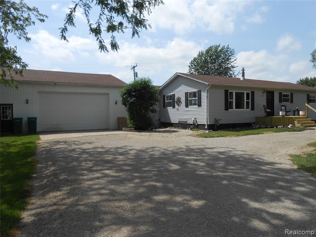 249 North Gates Road Sandusky, MI 48471 - Photo 2 of 33