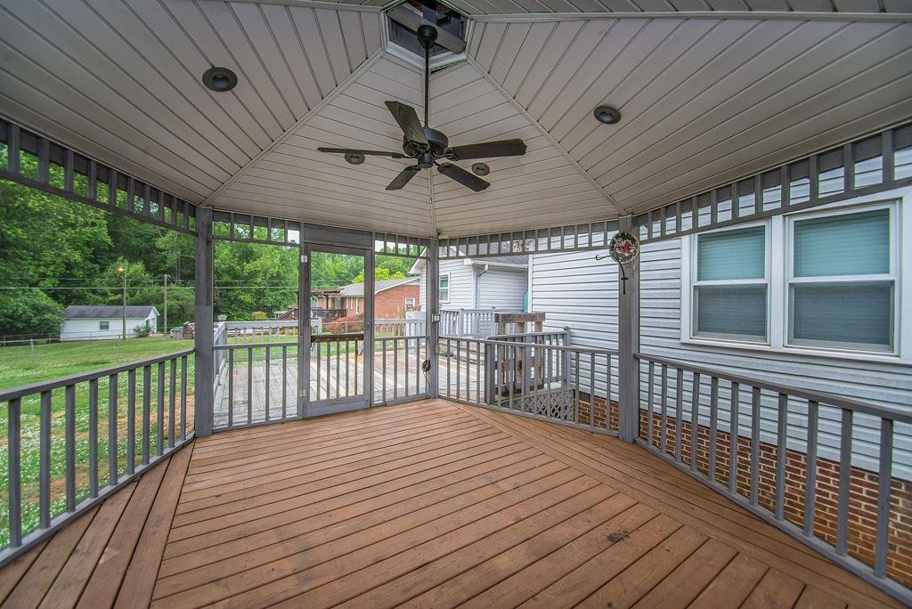 318 Rainbow Circle Inman, SC 29349 - Photo 34 of 36