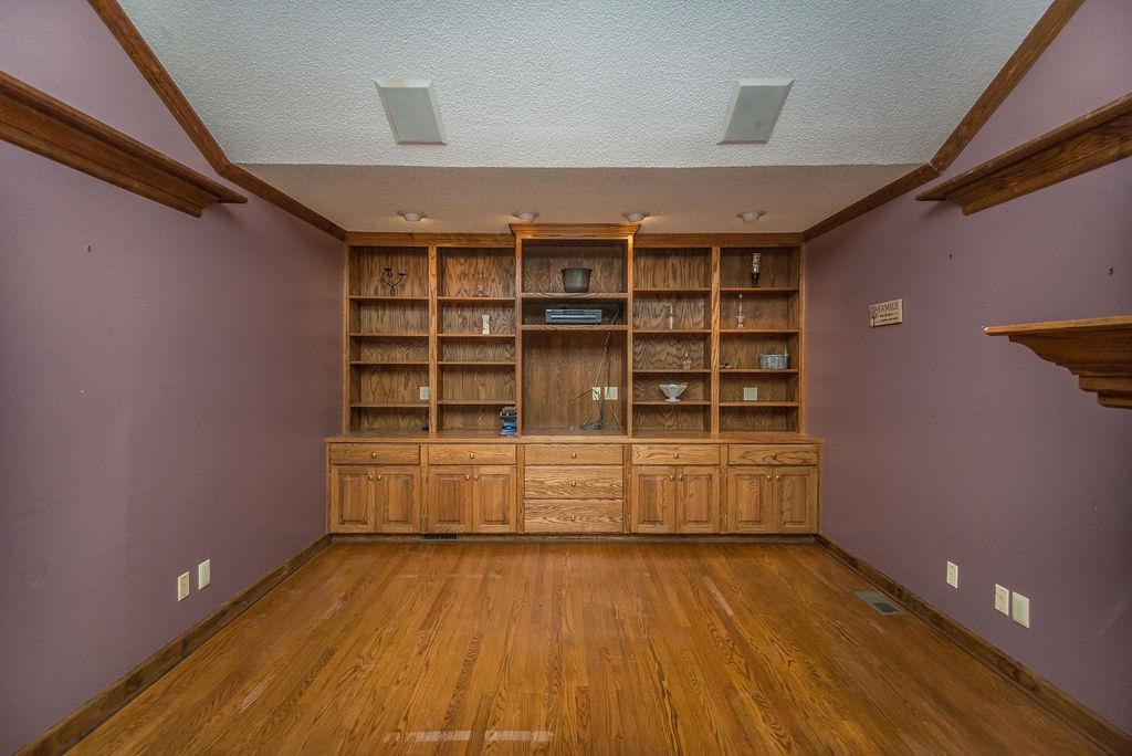318 Rainbow Circle Inman, SC 29349 - Photo 5 of 36