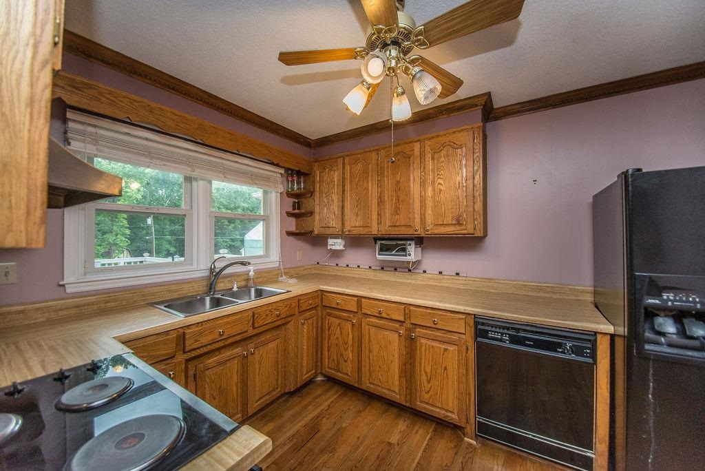 318 Rainbow Circle Inman, SC 29349 - Photo 7 of 36