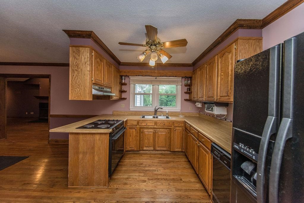318 Rainbow Circle Inman, SC 29349 - Photo 8 of 36