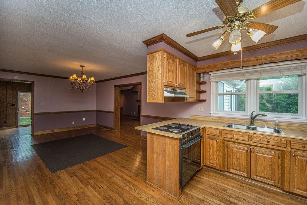 318 Rainbow Circle Inman, SC 29349 - Photo 9 of 36