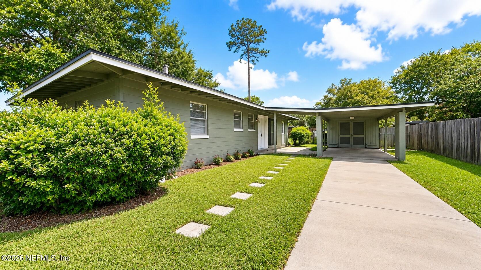 7104 Waikiki Road Jacksonville, FL 32216 - Photo 1 of 17 front of the house