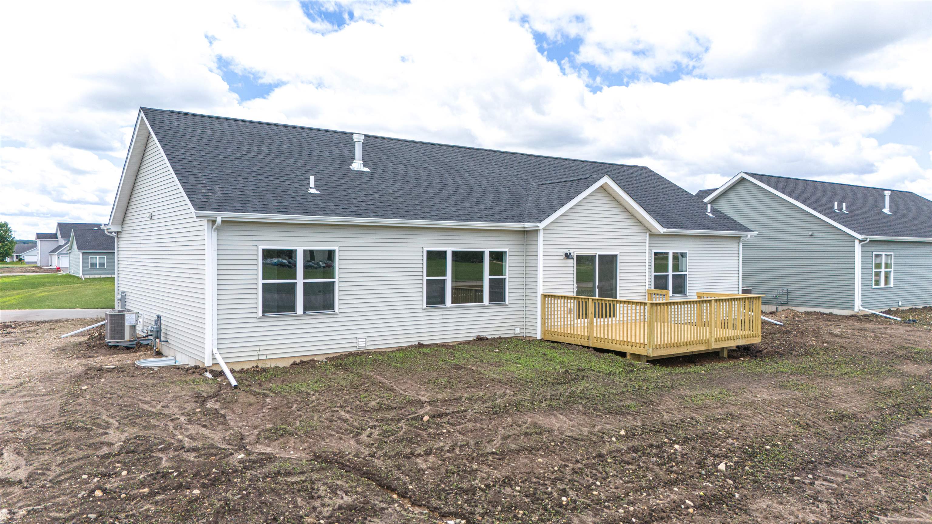 1738 East Kyle Beloit, WI 53511 - Photo 4 of 12