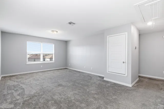 $2,000 | 5123 Papalote Garden, Converse, TX 78109