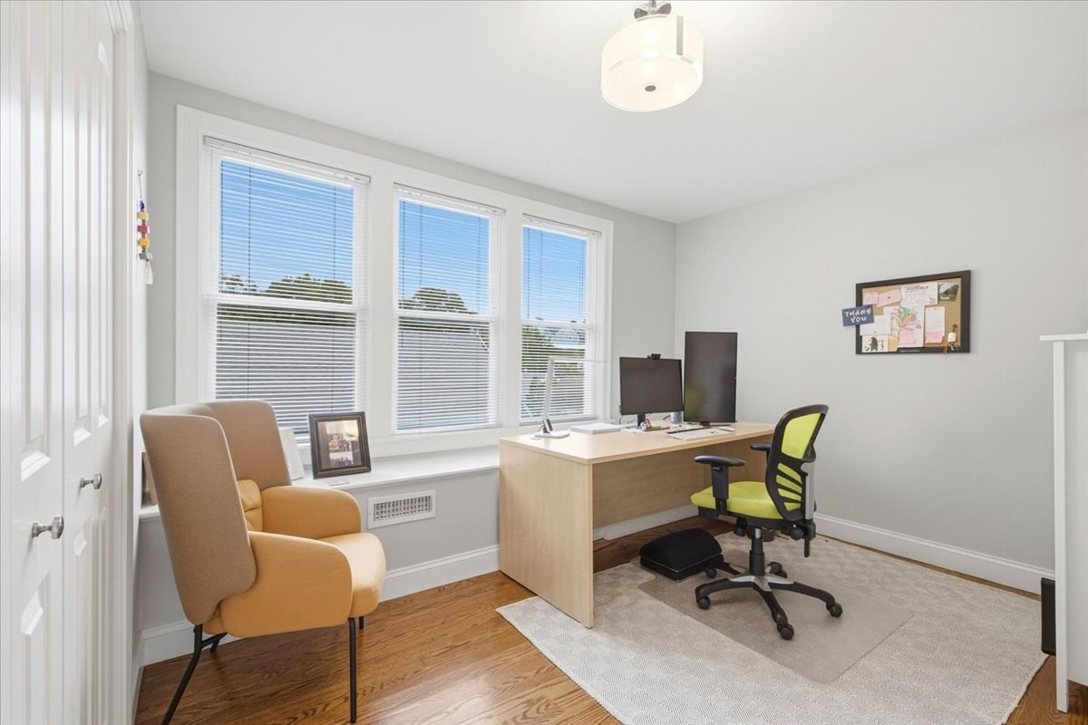 15 Ricker Road, Unit 2 Newton, MA 02458 - Photo 14 of 19 Gallery Image 14
