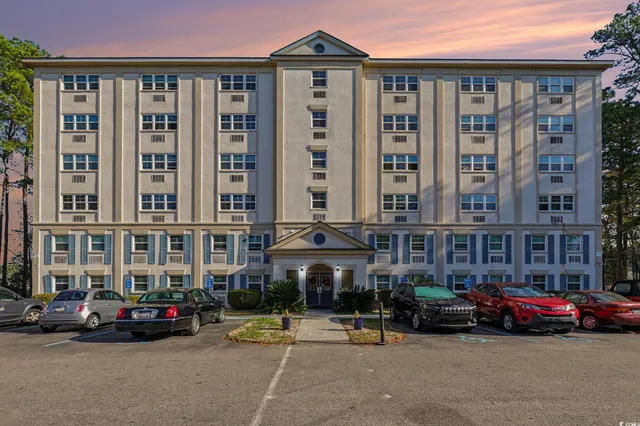 $77,999 | 6850 Blue Heron Boulevard, Unit 106, Myrtle Beach, SC 29588