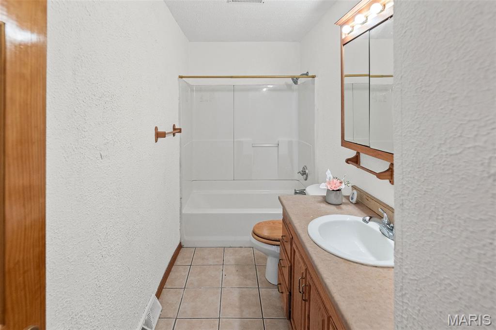 1723 Theodore Lane Cahokia, IL 62206 - Photo 26 of 30