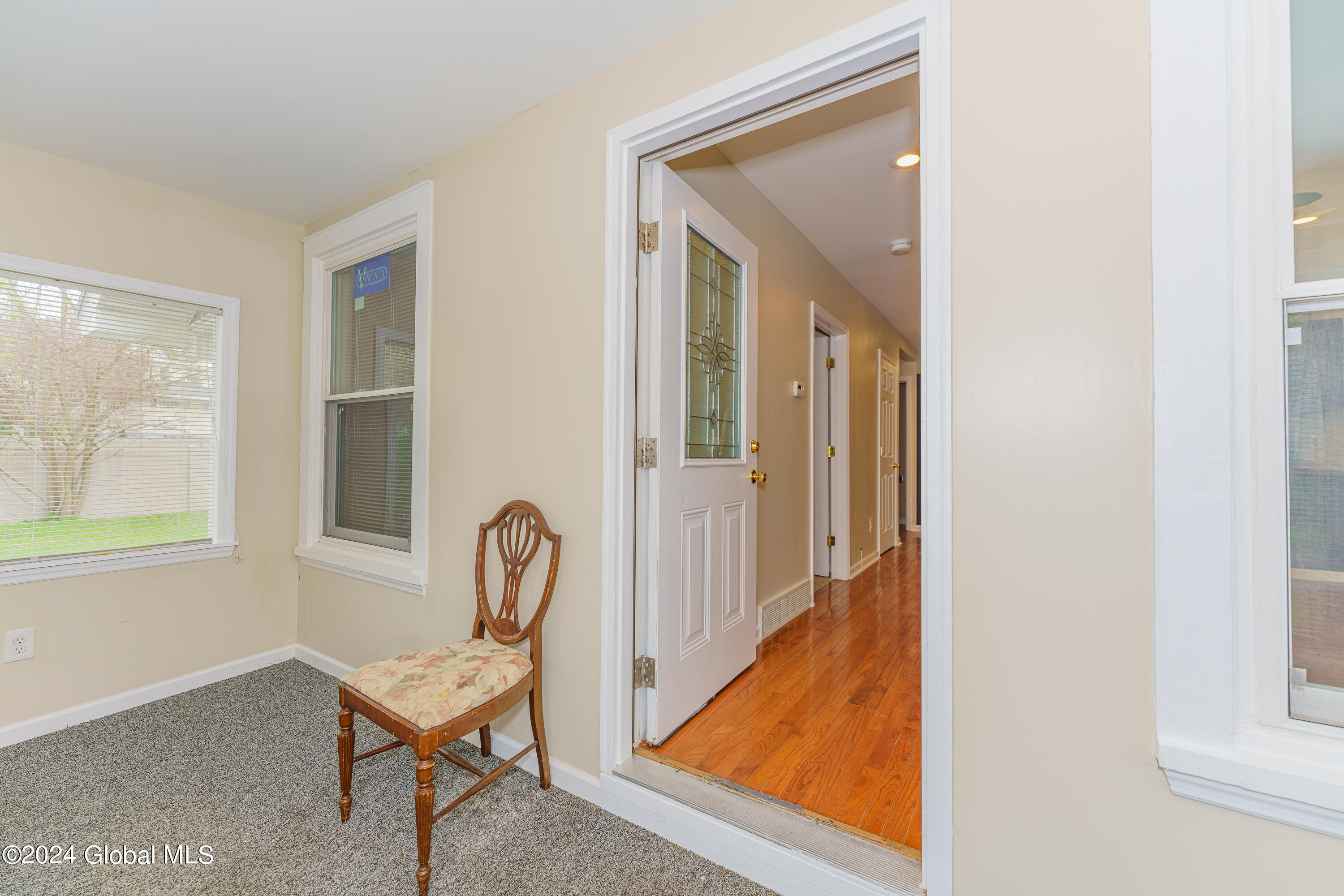 122 Gifford Road Schenectady, NY 12304 - Photo 5 of 38 1 Porch 2