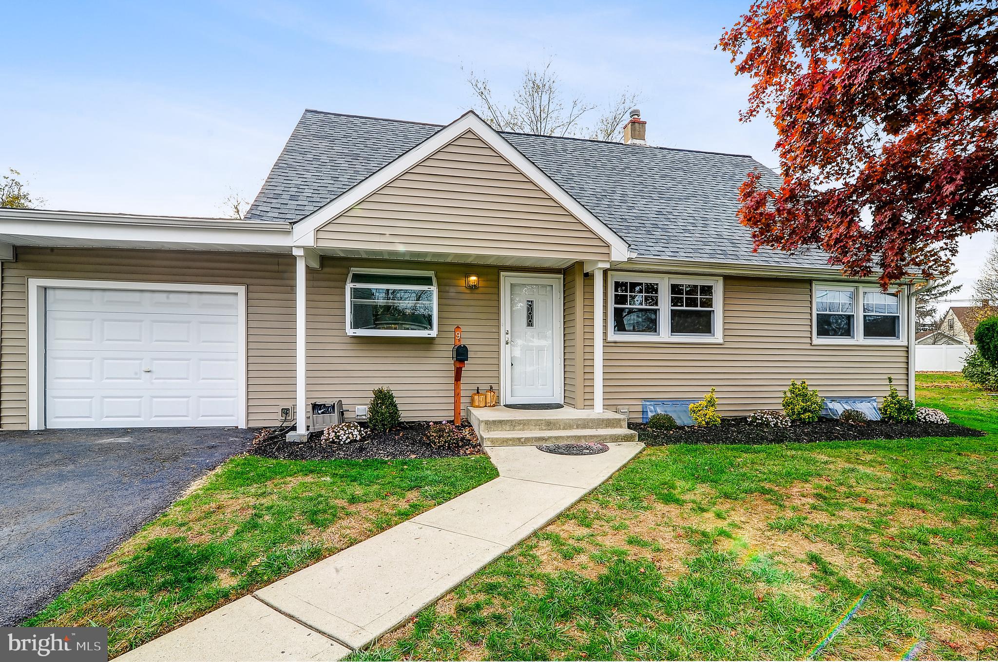9 Billington Road Hamilton, NJ 08690 - Photo 1 of 36