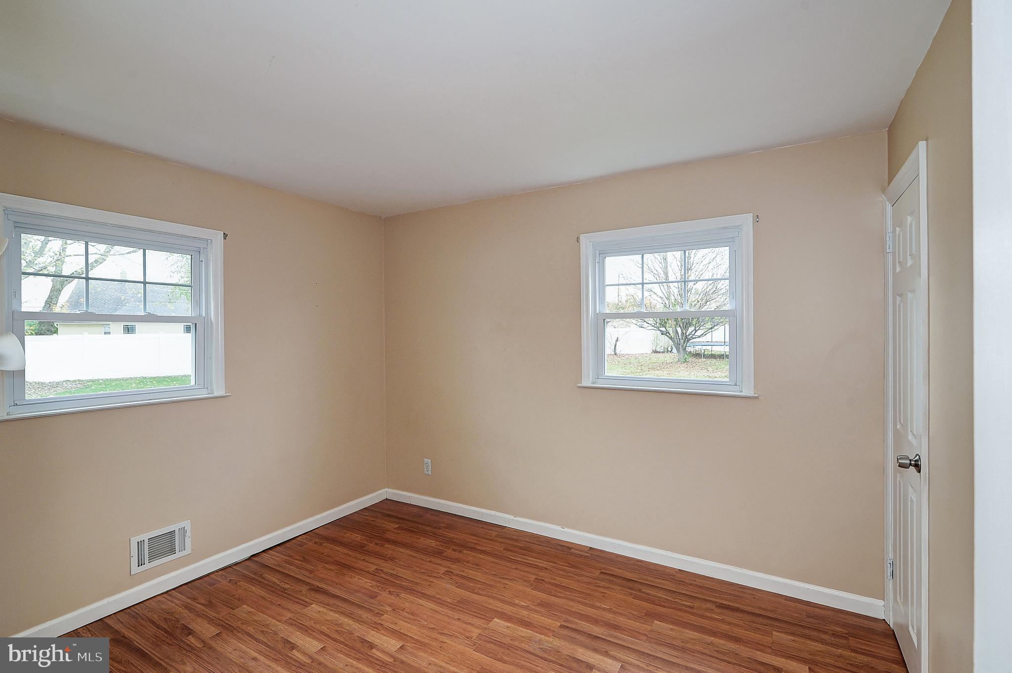 9 Billington Road Hamilton, NJ 08690 - Photo 20 of 36