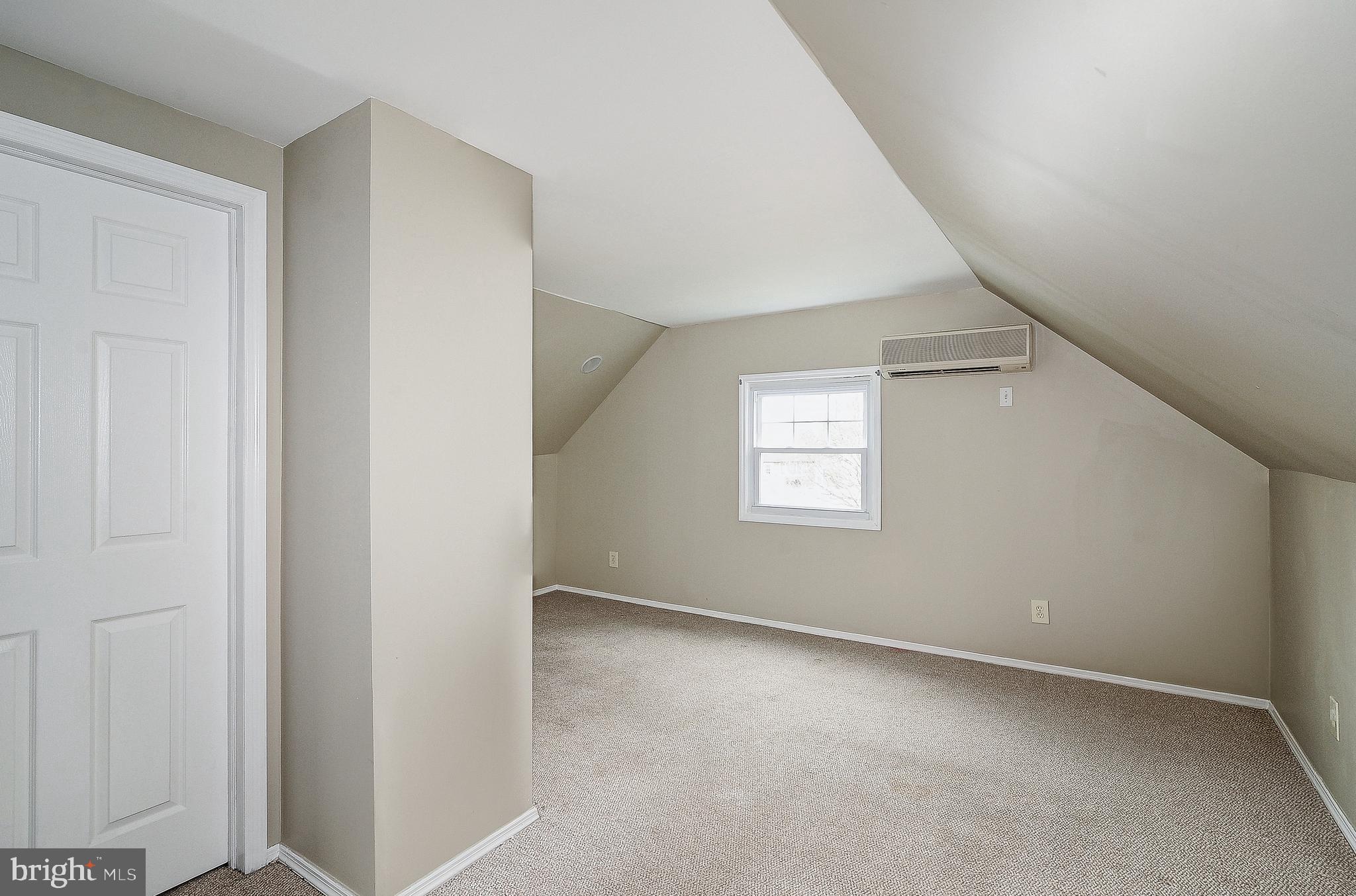 9 Billington Road Hamilton, NJ 08690 - Photo 26 of 36