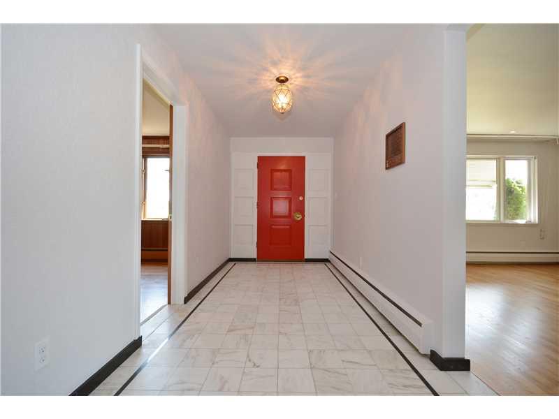 1632 Ridge Road Belle Vernon, PA 15012 - Photo 8 of 25 Entry/Foyer.