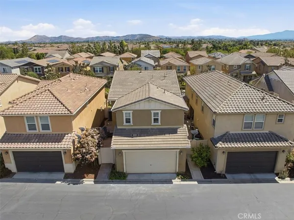 $775,000 | 7205 Enclave Drive, Eastvale, CA 92880