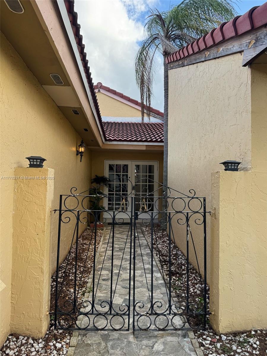 17320 Northwest 62nd Place Hialeah, FL 33015 - Photo 25 of 27 a view of an outdoor space