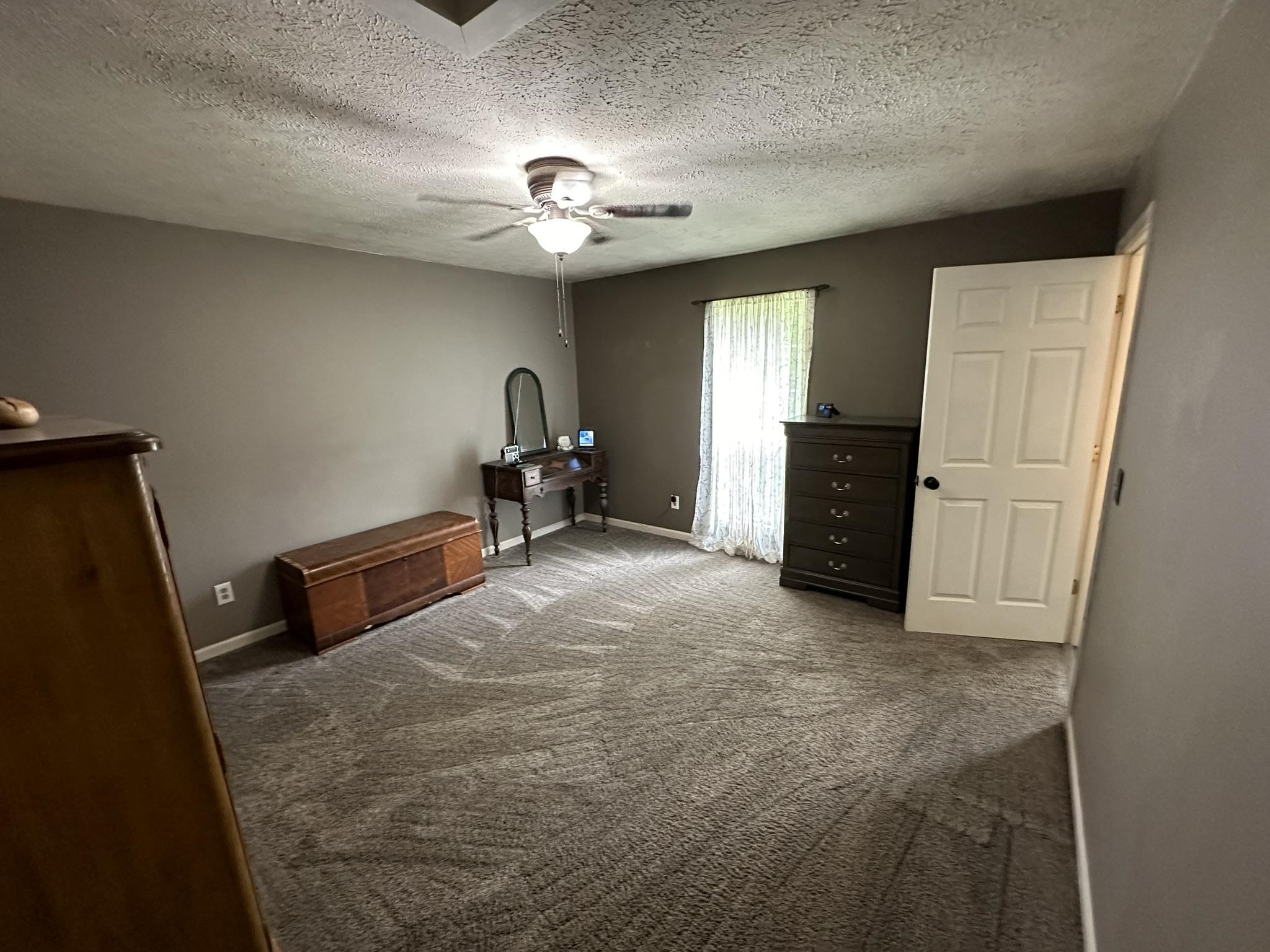 576 Carroll Hollow Road Waynesboro, TN 38485 - Photo 17 of 40 workspace with furniture and window