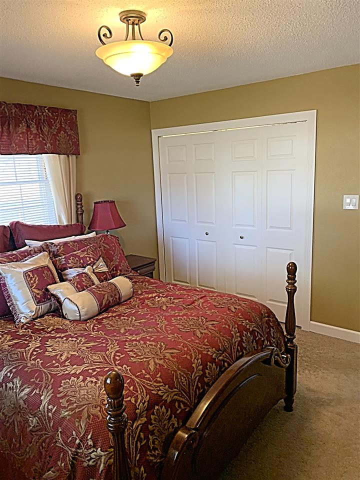 6057 Calkins Road Flint, MI 48532 - Photo 22 of 40 50010045-21.JPG