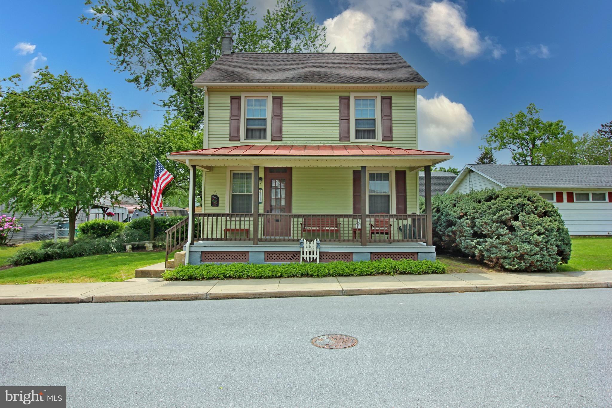 112 Leaman Street Lititz, PA 17543 - Photo 1 of 40