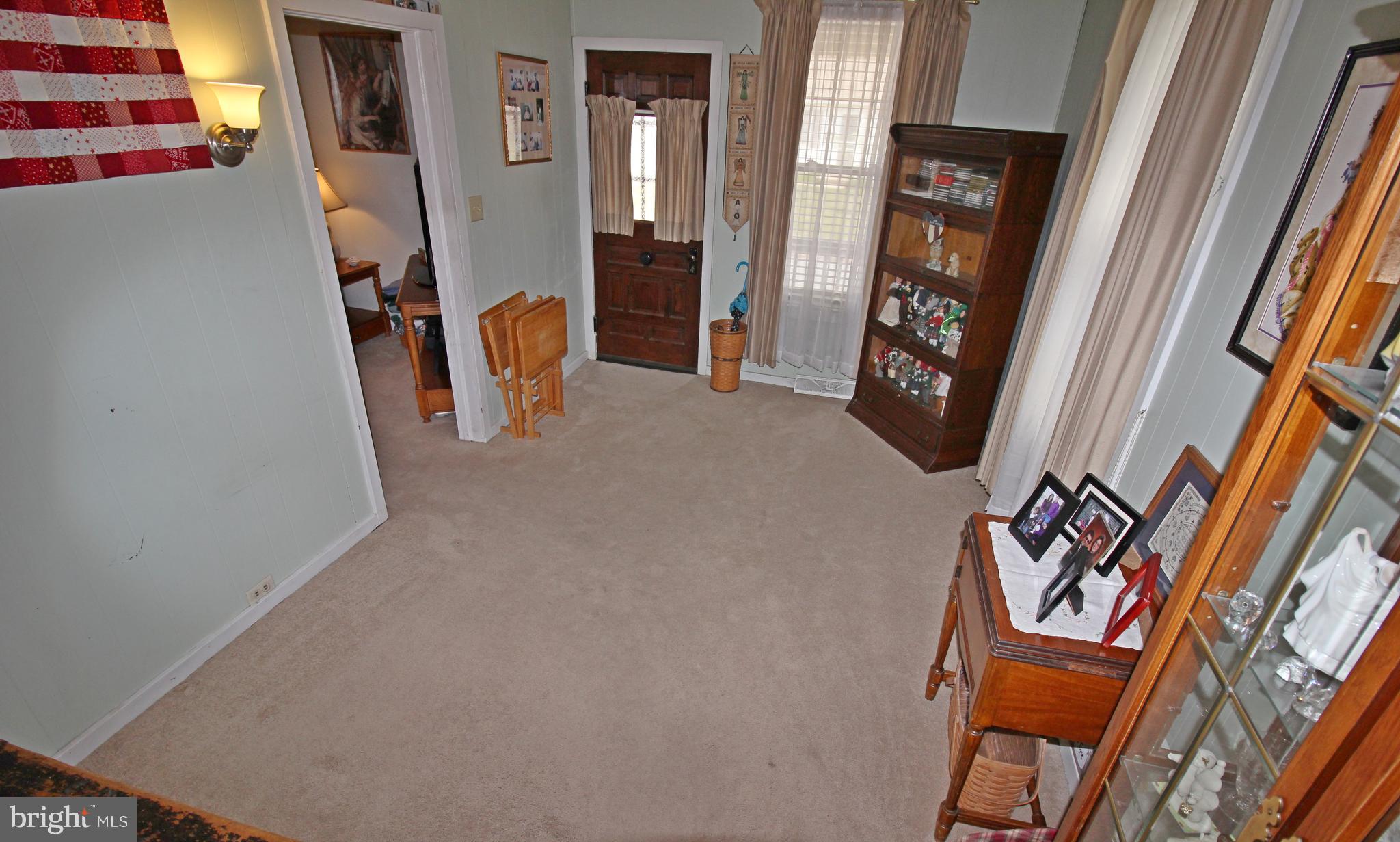 112 Leaman Street Lititz, PA 17543 - Photo 15 of 40