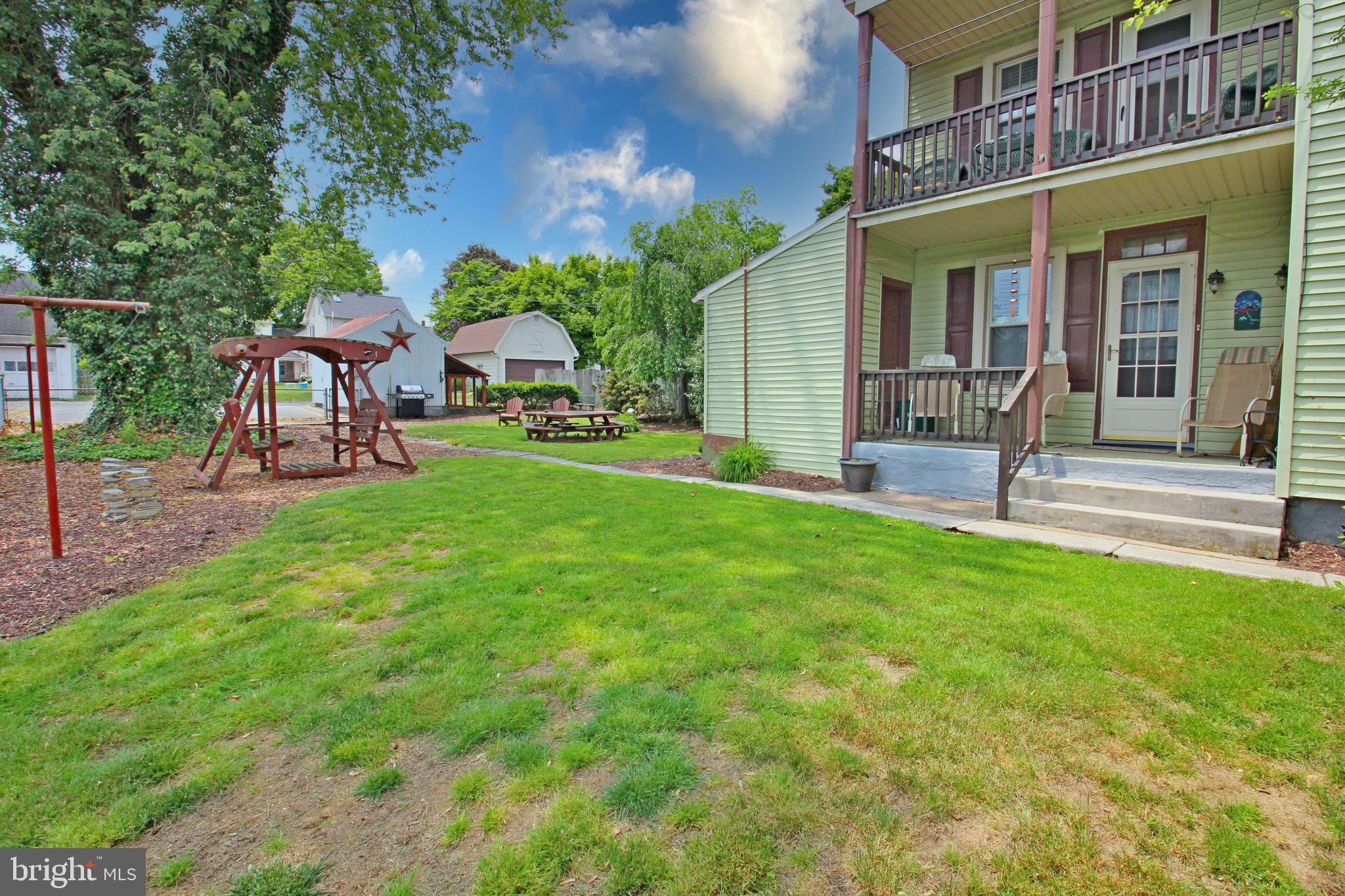 112 Leaman Street Lititz, PA 17543 - Photo 33 of 40