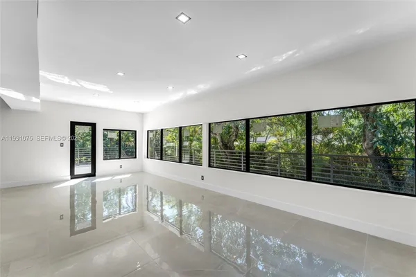 $1,999,999 | 7920 Southwest 132nd Street, Pinecrest, FL 33156
