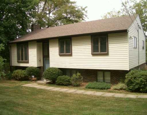 212 West Ingomar Road Pittsburgh, PA 15237 - Photo 1 of 8