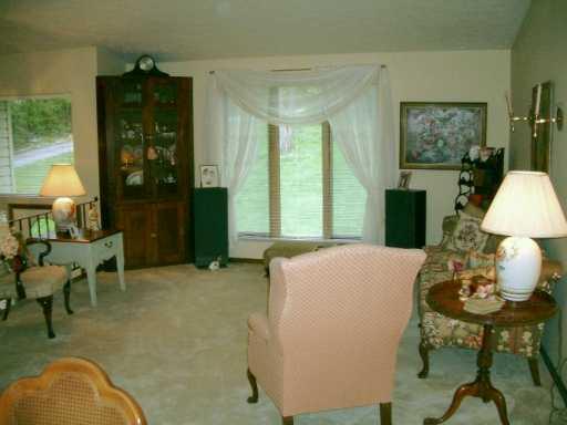 212 West Ingomar Road Pittsburgh, PA 15237 - Photo 2 of 8