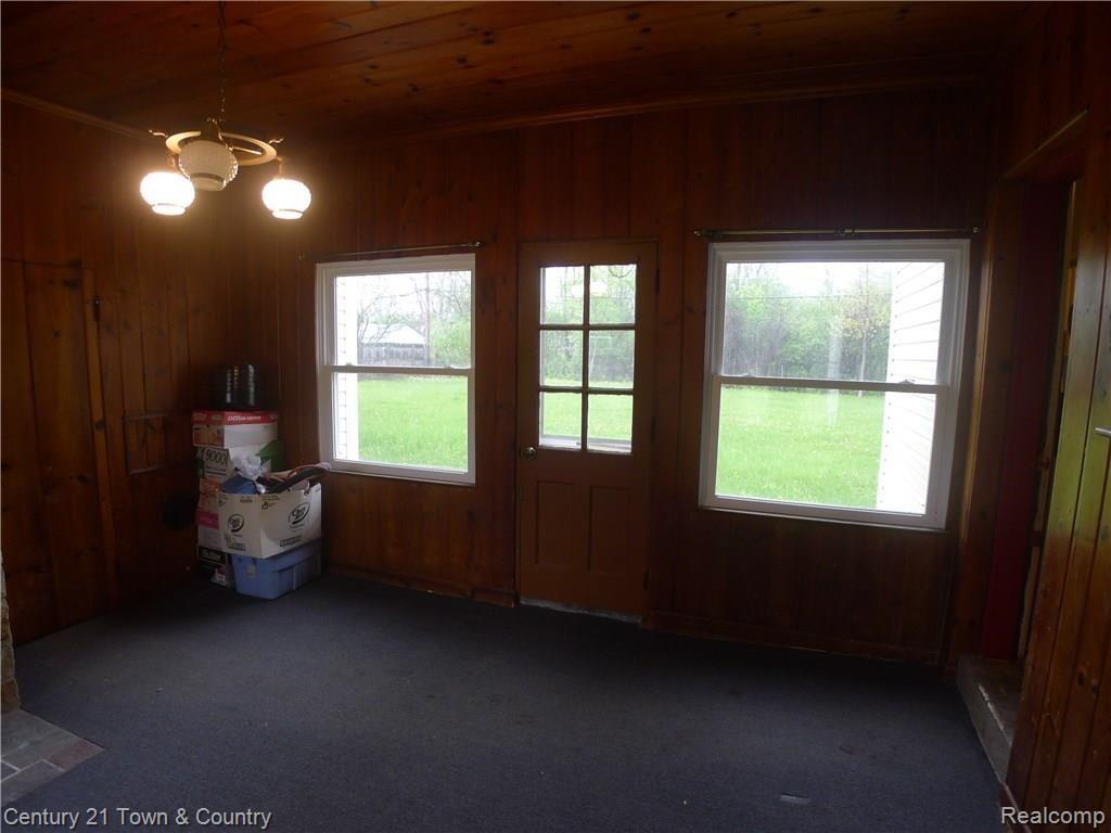 30004 West 10 Mile Road Farmington, MI 48336 - Photo 19 of 34