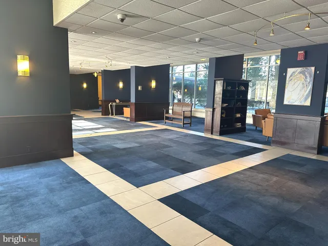 $155,000 | 1030 East Lancaster Avenue, Unit 817, Bryn Mawr, PA 19010