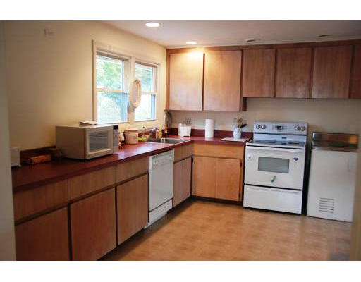 18 Amherst Street Danvers, MA 01923 - Photo 3 of 7 Gallery Image 3