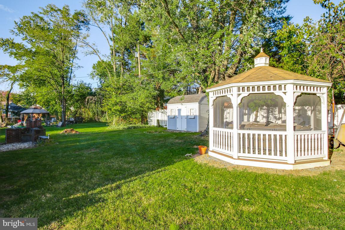 7406 Rockridge Road Baltimore, MD 21208 - Photo 35 of 38 Gazebo