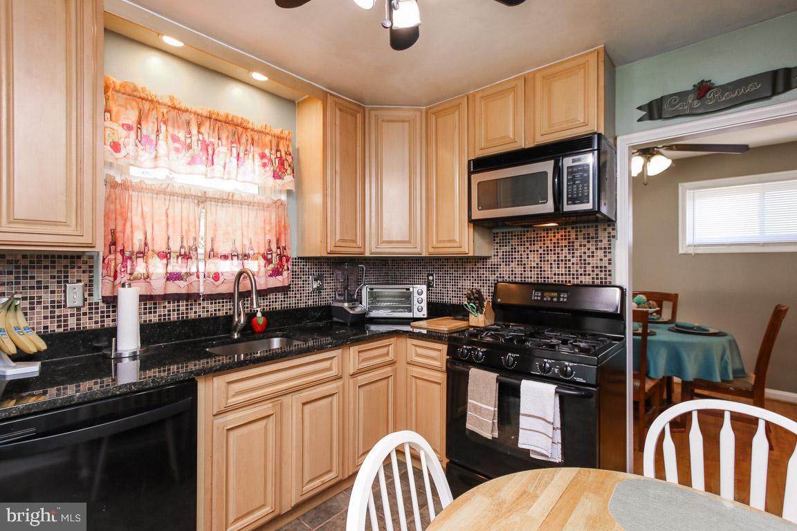 7406 Rockridge Road Baltimore, MD 21208 - Photo 9 of 38 Kitchen