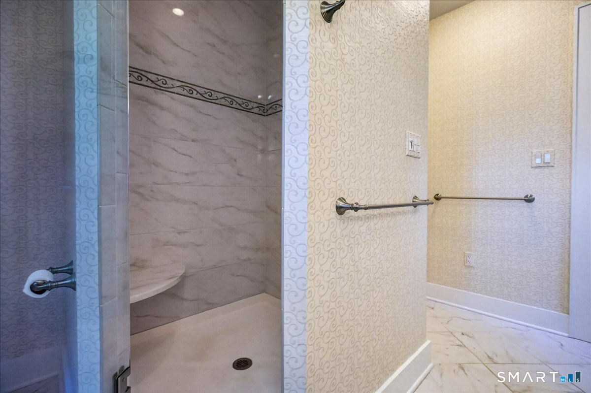 46 Maple Street Milford, CT 06460 - Photo 24 of 39