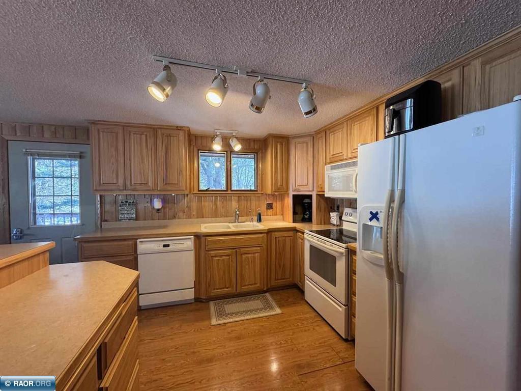 8519 Peterson Road Cook, MN 55723 - Photo 24 of 39
