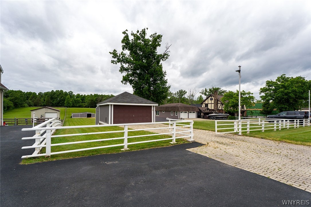 2039 East River Road Grand Island, NY 14072 - Photo 47 of 49 Additional 2 car garage