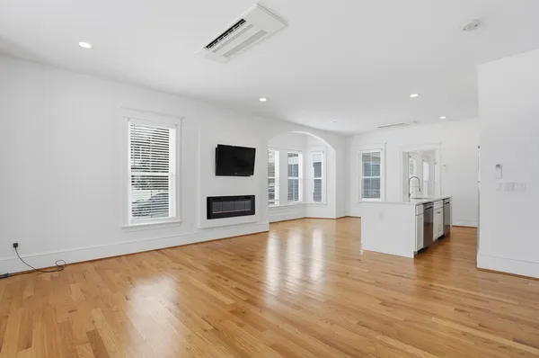 $1,700,000 | 11 Taylor Street, Littleton, MA 01460