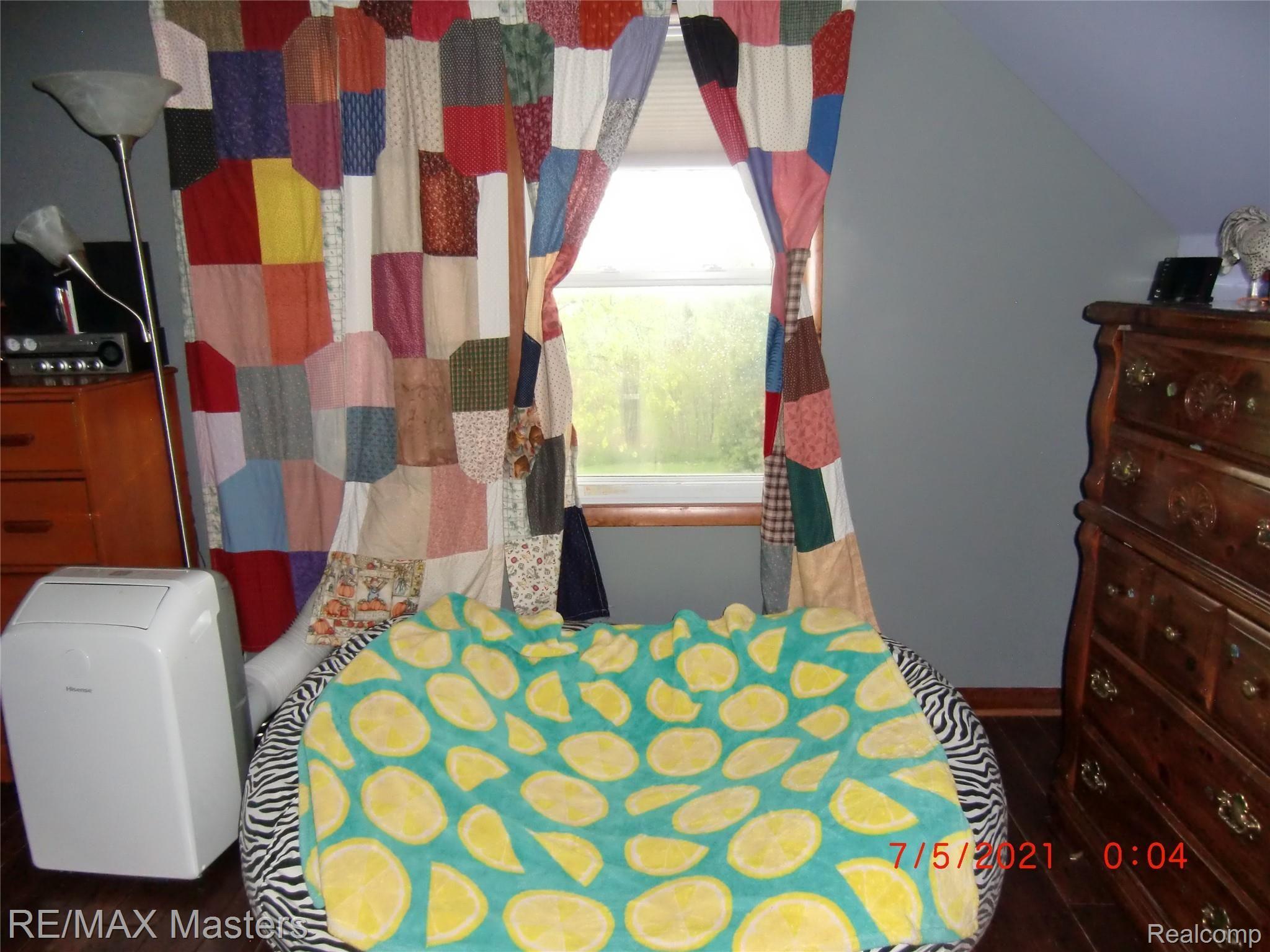 2795 Carleton West Road Carleton, MI 48117 - Photo 16 of 32 CIMG4498.JPG