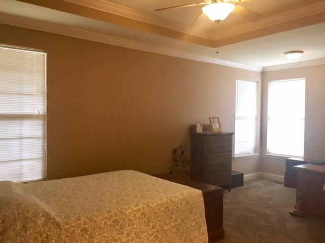 8484 Standifer Gap Road Chattanooga, TN 37421 - Photo 10 of 27 8484 Standifer Gap Master Sitting Area