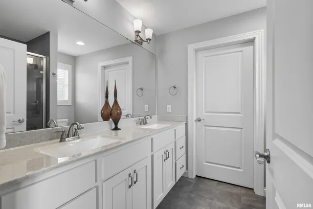 $349,969 | 4471 Slate Creek Drive, Bettendorf, IA 52722