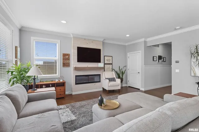 $349,969 | 4471 Slate Creek Drive, Bettendorf, IA 52722