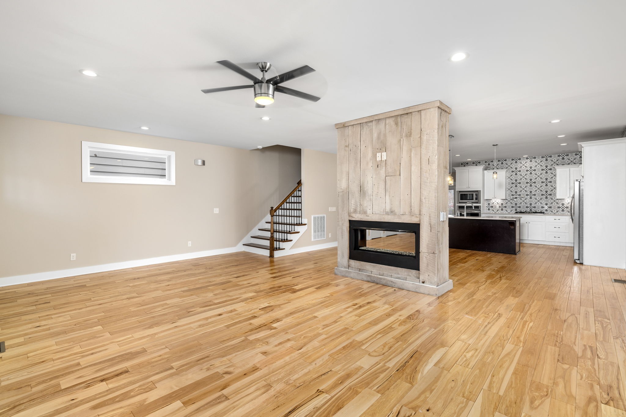 5725 Morrow Road Nashville, TN 37209 - Photo 2 of 35