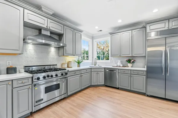 $2,888,000 | 1466 Alvarado Avenue, Burlingame, CA 94010