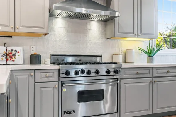 $2,888,000 | 1466 Alvarado Avenue, Burlingame, CA 94010