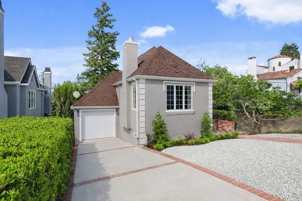 $2,888,000 | 1466 Alvarado Avenue, Burlingame, CA 94010